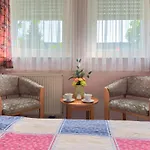 Hotel DenRiKo